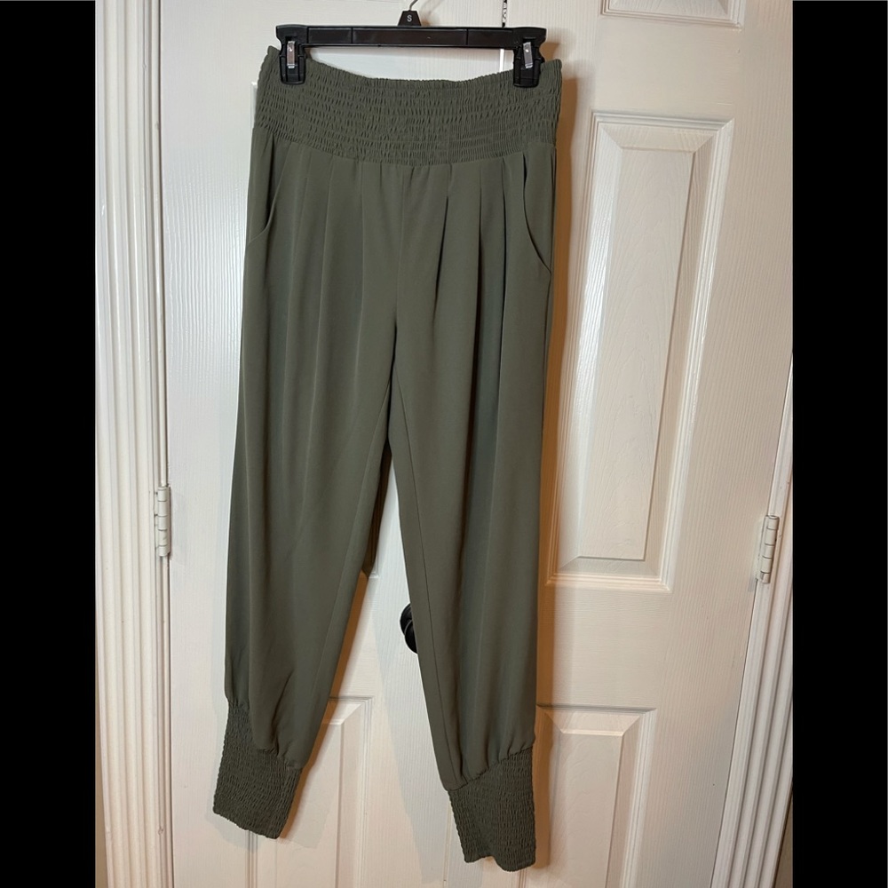 Bebe pants